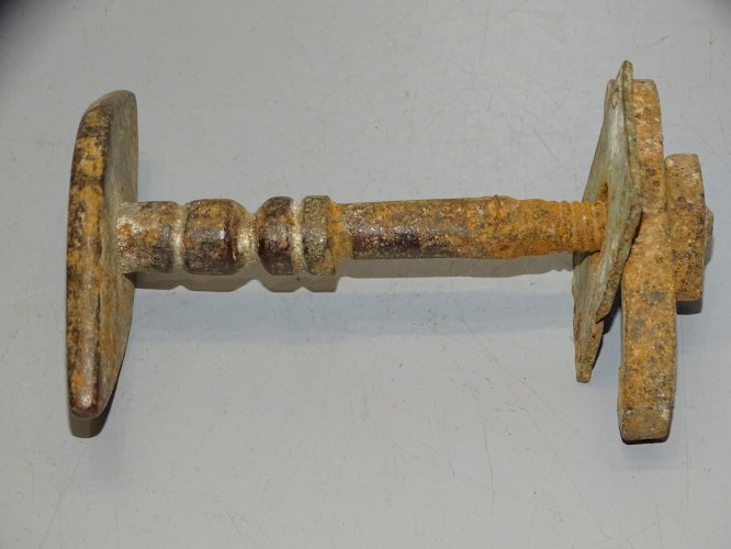 -BELLE POIGNEE DE PORTE FER FORGE XIXe avec une BELLE PATINE ANCIENNE  déco   D
