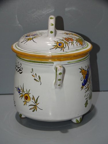 -BELLE POUBELLE de TABLE FAÏENCERIE D'ART D'ANGOULEME LE RENOLEAU POT COUVERT  D