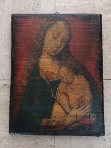 beautiful virgin and child reproduction in good condition