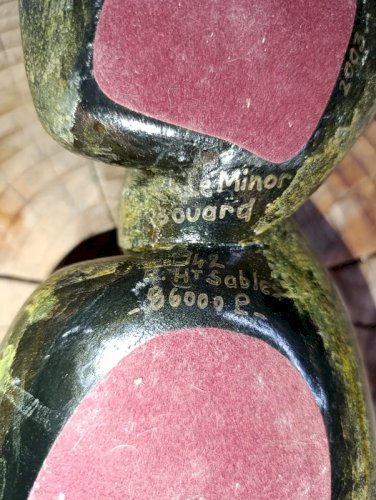 belle sculpture en ceramique corps feminin signée Le Minor? en bon etat