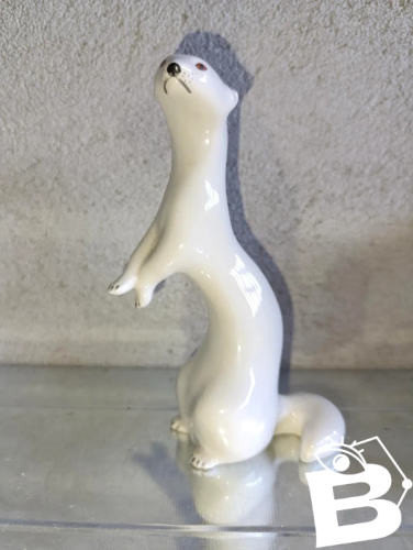 belle sculpture en porcelaine de vison travail ussr du milieu du 20eme siecle en bon etat