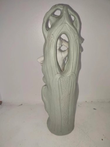 belle sculpture en porcelaine fin 19eme debut 20eme en bon etat