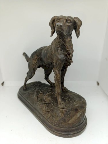 belle sculpture regule chien de chasse à larrete signée jules moigniez en bon etat