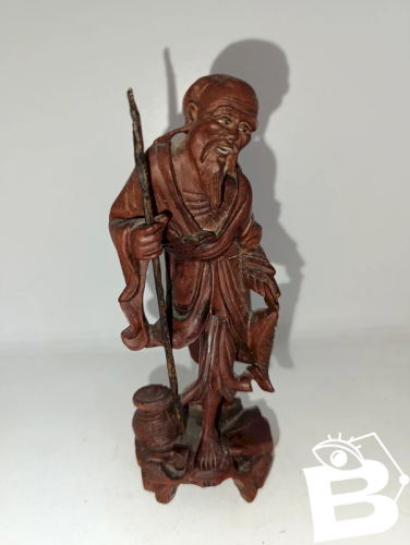 belle statuette en bois dorigine chinoise a decor de pecheur en bon etat