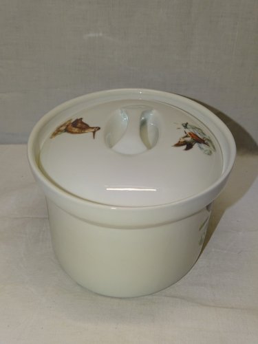 -BELLE TERRINE EN  PORCELAINE A FEU APILCO à décor de GIBIER COLLECTION déco   D