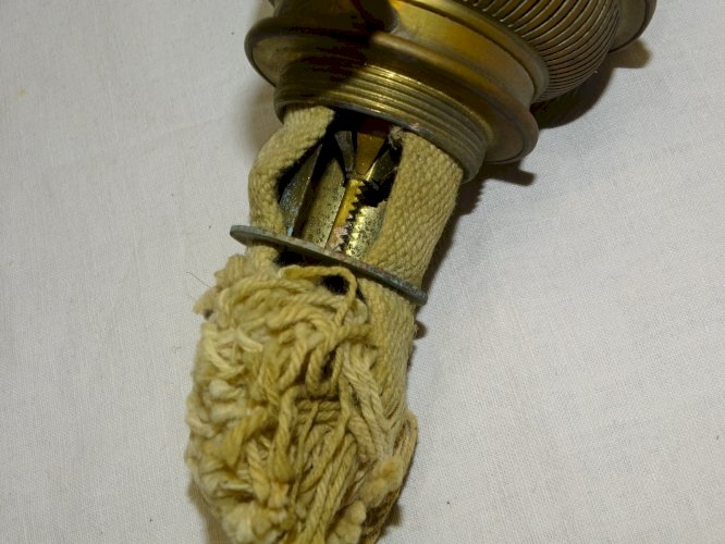 -BELLE TETE DE LAMPE A PETROLE MATADOR BRENNER 20" COLLECTION LAMPE ANCIENNE   D