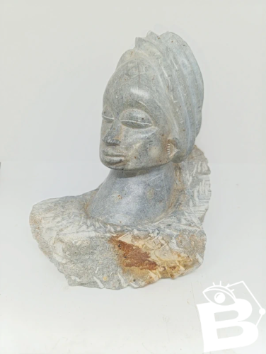 Belle Tête en pierre taille sculpter dorigine africaine