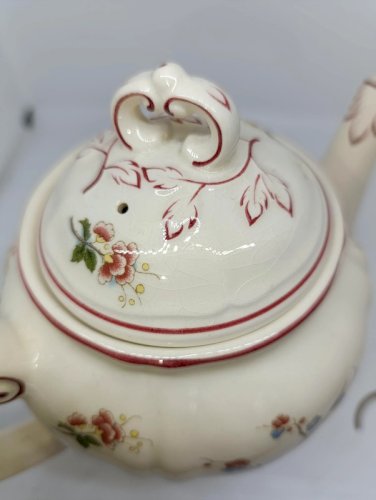 belle Théière signée Villeroy et Boch modèle Phœnix en bon etat