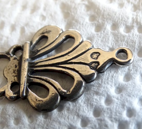 -BELLES BOUCLES de CAPE ARGENT XVIIIe poinçon têtes d'oiseaux   D