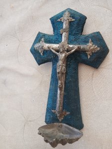 Bénitier ancien Christ en métal argenté 