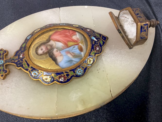 BENITIER émail cloisonné, jesus et la Vierge peinte / porcelaine, Napoléon III