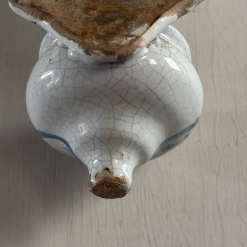 Bénitier en faïence de Nevers fin XVIIIe début XIXe M3611