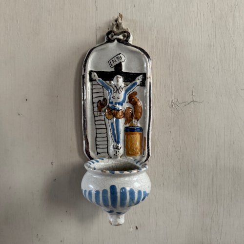 Bénitier en faïence de Nevers fin XVIIIe début XIXe M3611