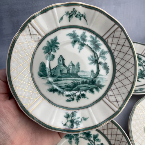 BERNARDAUD décor Vincennes Green 5 soucoupes en porcelaine de Limoges