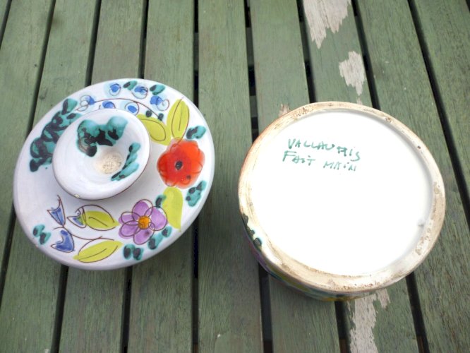 Beurrier à eau en céramique décor Floral Vallauris