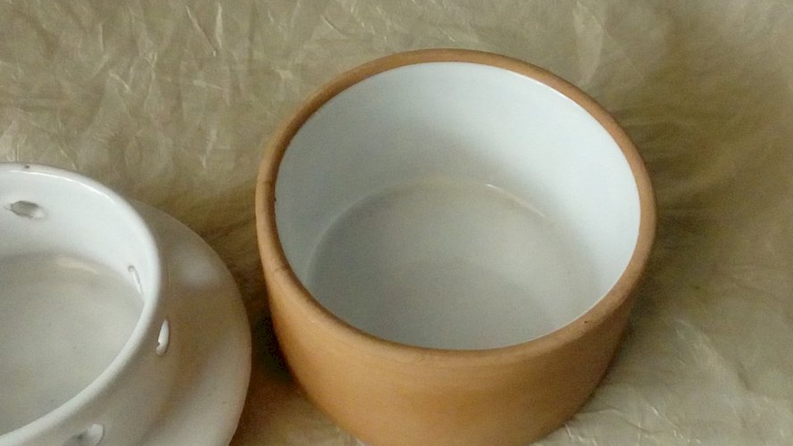 BEURRIER A EAU EN GRES BEURRE A LA FERME INTERIEUR VERNISSE*