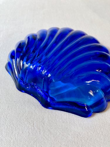 Beurrier coquillage en métal argenté, années 1950