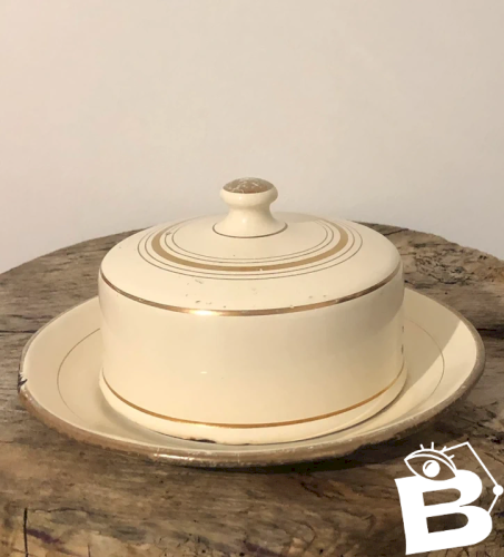 Beurrier rétro vintage en acier émaillée crème et doré