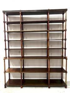 Library open to central riser XX century