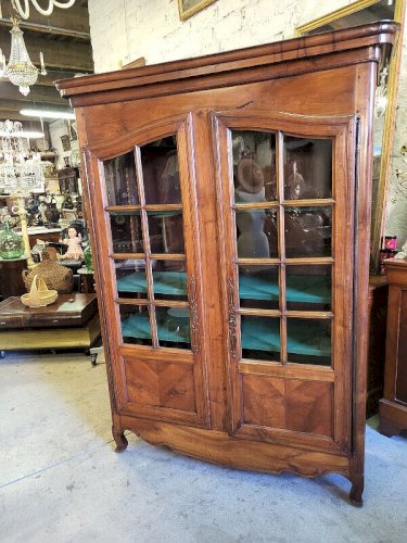 BIBLIOTHEQUE VITRINE LOUIS XV A PETITS CARREAUX DU DEBUT DU XIX ème SIECLE