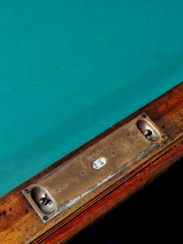 Billie, la table de billard N°1