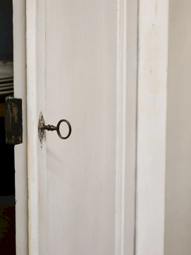 Blandine, la grande armoire parisienne en bois N°338