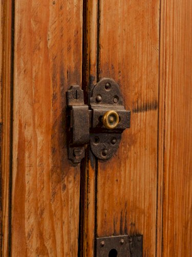 Blandine, l'armoire en bois N°194