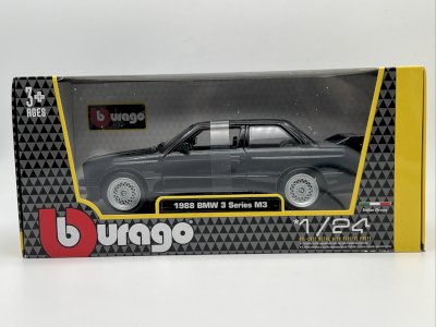 BMW M3 (1988) 1/24 Burago