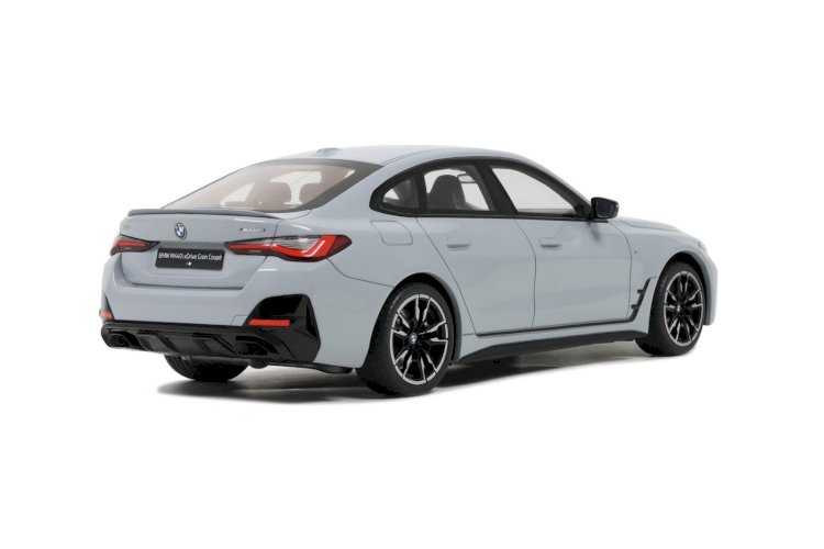 BMW M440i xDrive Gran Coupe (2021) 1/18 Ottomobile