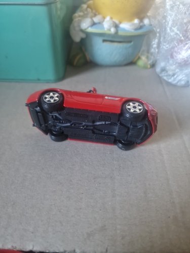 BMW Z8  Cabriolet   Roadster :  Burago  : 1/43  Sans boîte.