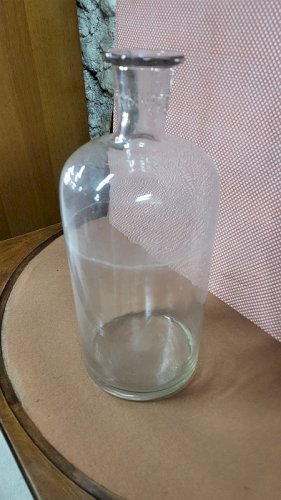BOCAL OU BOUTEILLE EN VERRE ANCIEN N°5