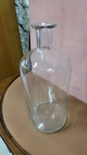 BOCAL OU BOUTEILLE EN VERRE ANCIEN N°7