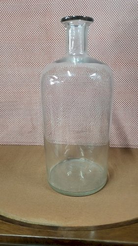 BOCAL OU BOUTEILLE EN VERRE ANCIEN N°7