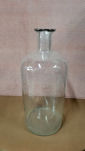 BOCAL OU BOUTEILLE EN VERRE ANCIEN N°7