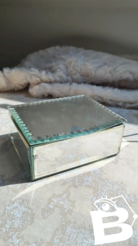 Boite a bijoux ancienne miroir Biseautée