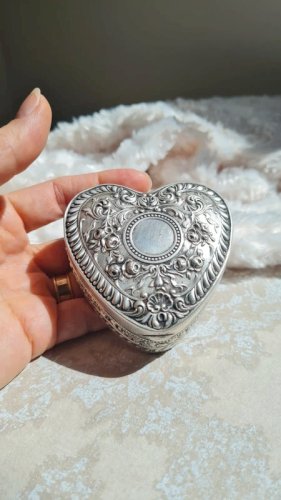 Boite a bijoux cœur en argent poinçons - 1900