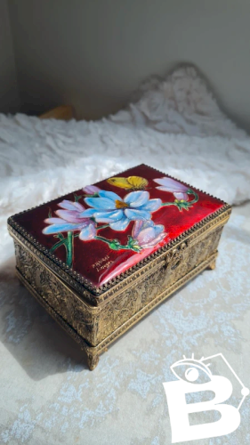 Boîte à bijoux Émaillée Limoges signée Paul.Rairat
