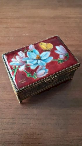 Boîte à bijoux Émaillée Limoges signée Paul.Rairat