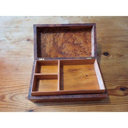 Boite à Bijoux en Loupe de Noyer