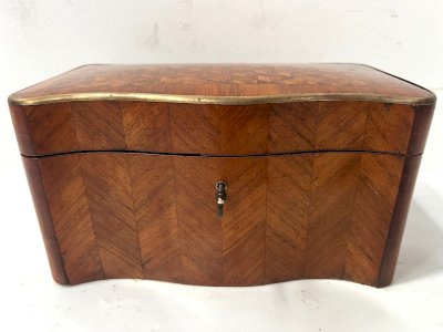 Boite a bijoux Napoléon en marqueterie de placage XIX siècle