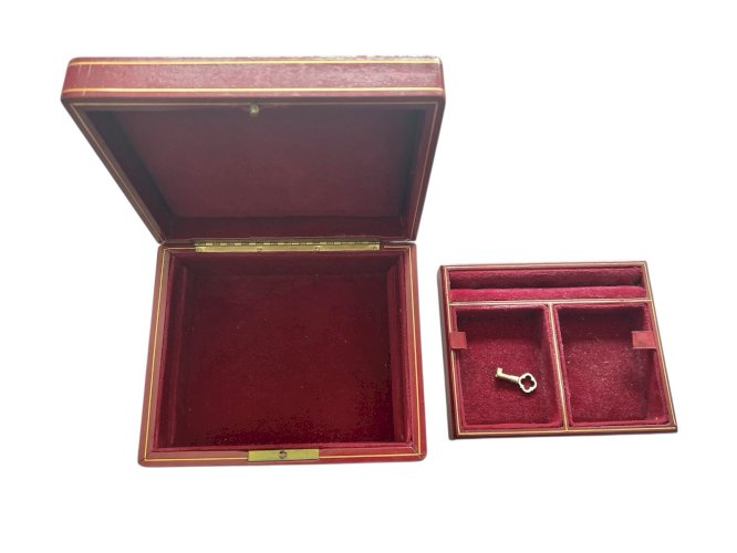 Boîte à bijoux T Anthony cuir bordeaux vintage luxe Italie clé velours New York