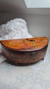 Boite à bijoux vintage espagnol demi lune