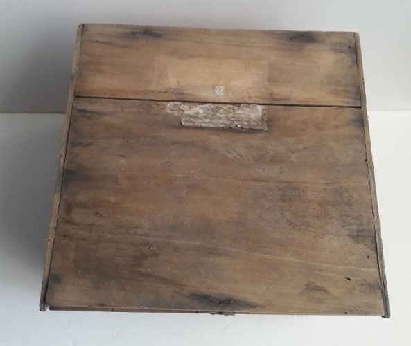 Boite à chapeau, coffret ancien en bois 1900