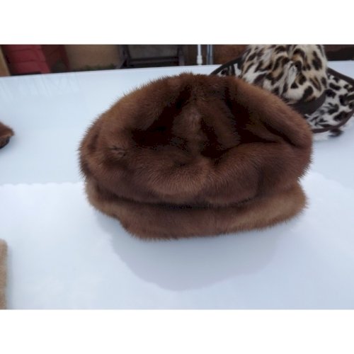 Boite à Chapeaux + Fourrures