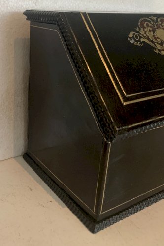 Boite a courrier Napoléon III en bois noir et marquèterie XIX siècle