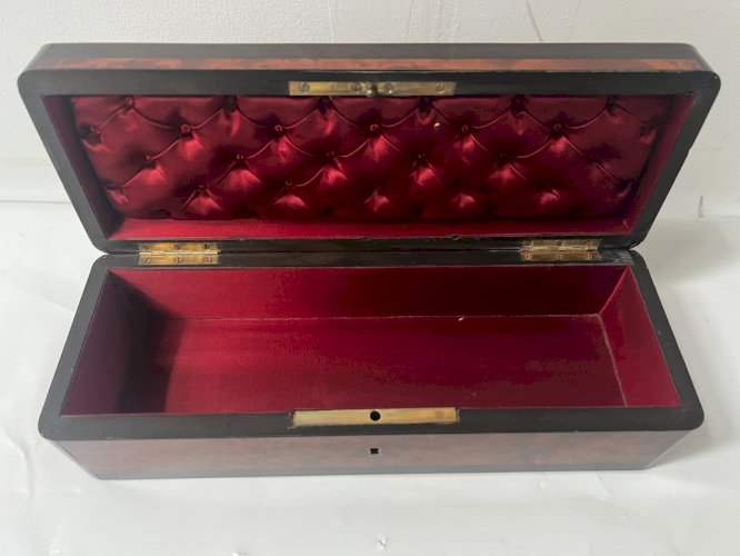 Boite A Gant En loupe de thuya Napoléon III Marqueterie Boulle XIX siècle