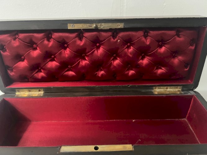 Boite A Gant En loupe de thuya Napoléon III Marqueterie Boulle XIX siècle