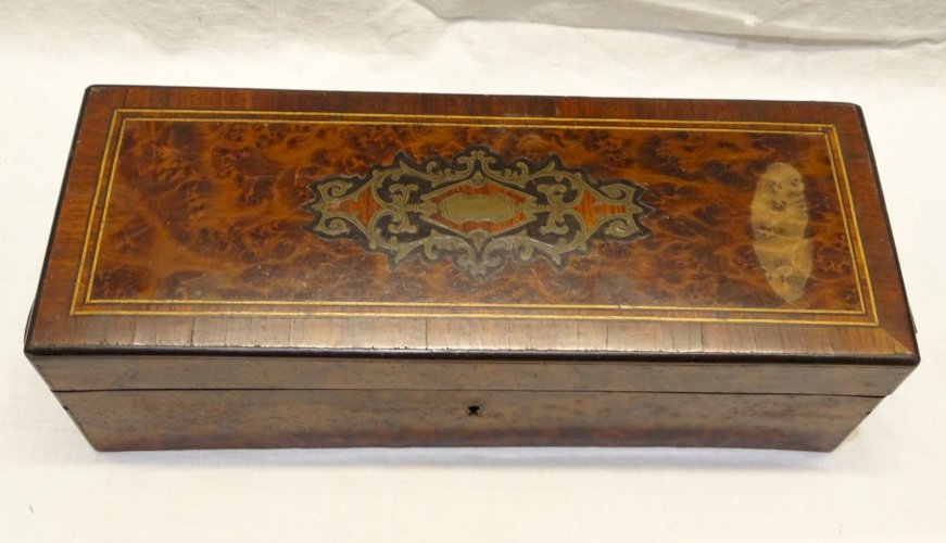-BOITE A GANTS XIXe NAPOLEON III LOUPE DE THUYA & BOIS de ROSE CARTOUCHE     D