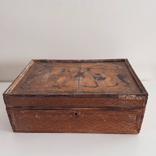 Boite à ouvrage coffret en marqueterie de paille décor de Bretons XIXe M3682