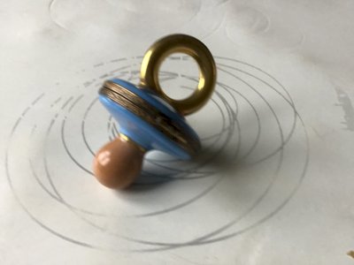 BOÎTE à Pilule forme tétine bébé En PORCELAINE LIMOGES Peint Main